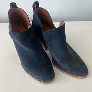 Jeffrey Campbell Rosalee Women's Blue Suede Block Heel Ankle Bootie 8/US